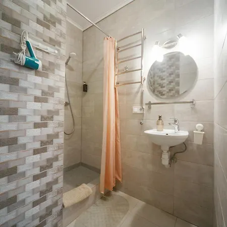 アパートホテル Bonapart リヴィウ